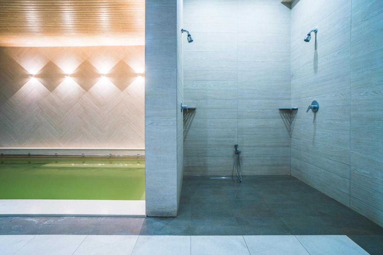 Hotel Eden Garden Spa Câmpulung Moldovenesc Exterior foto