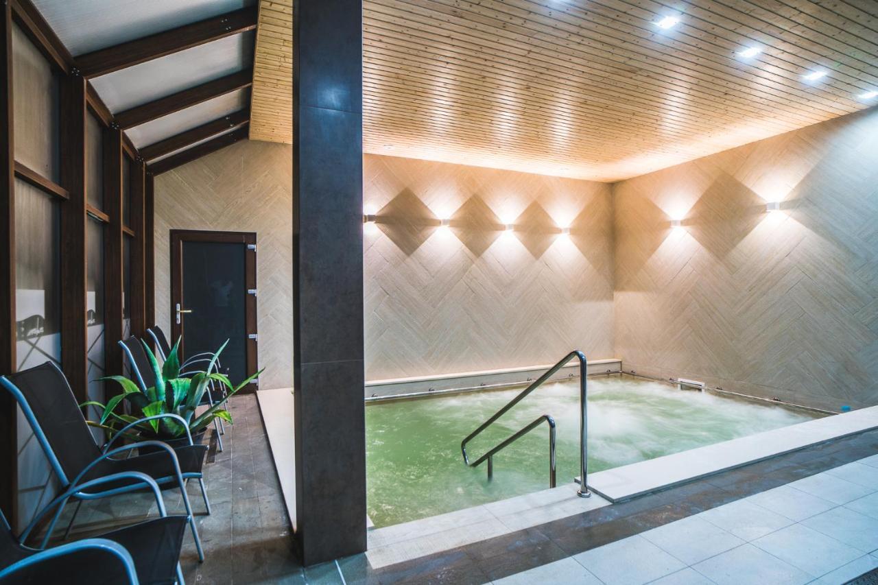 Hotel Eden Garden Spa Câmpulung Moldovenesc Exterior foto